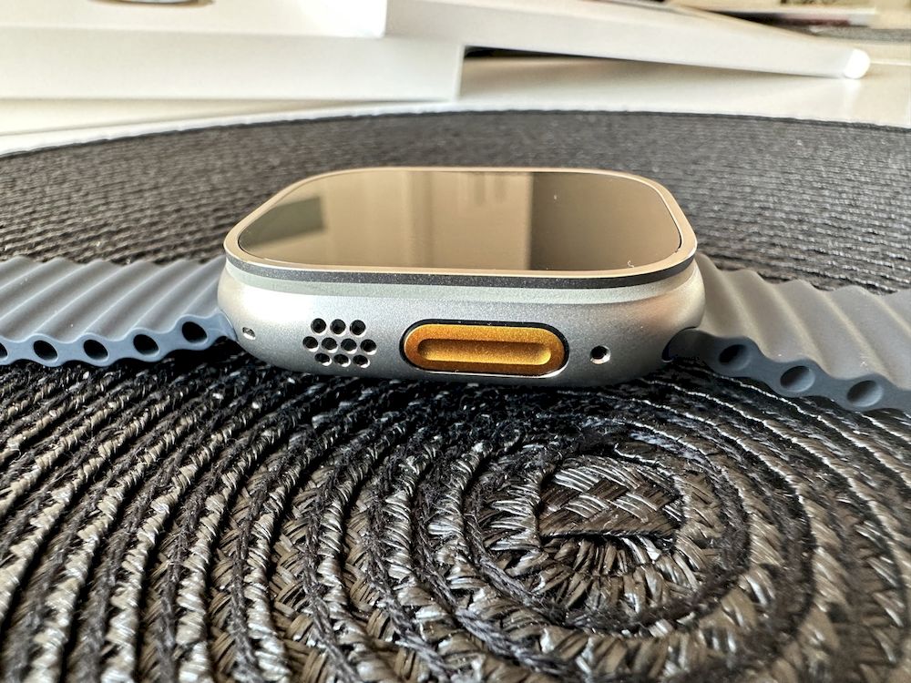 Apple Watch Ultra — самая дорогая модель. В чем фишка?