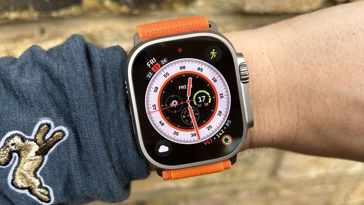 Apple Watch Ultra — самая дорогая модель. В чем фишка?