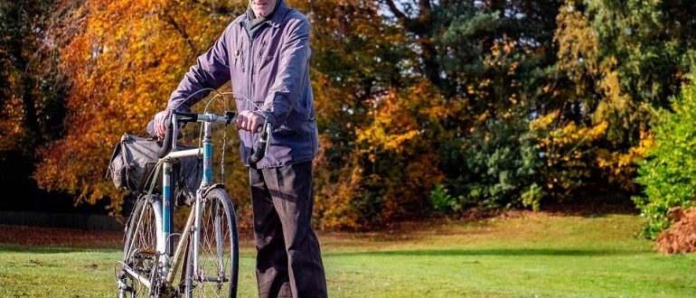 82-летний британец стал первым, кто проехал на велосипеде миллион миль