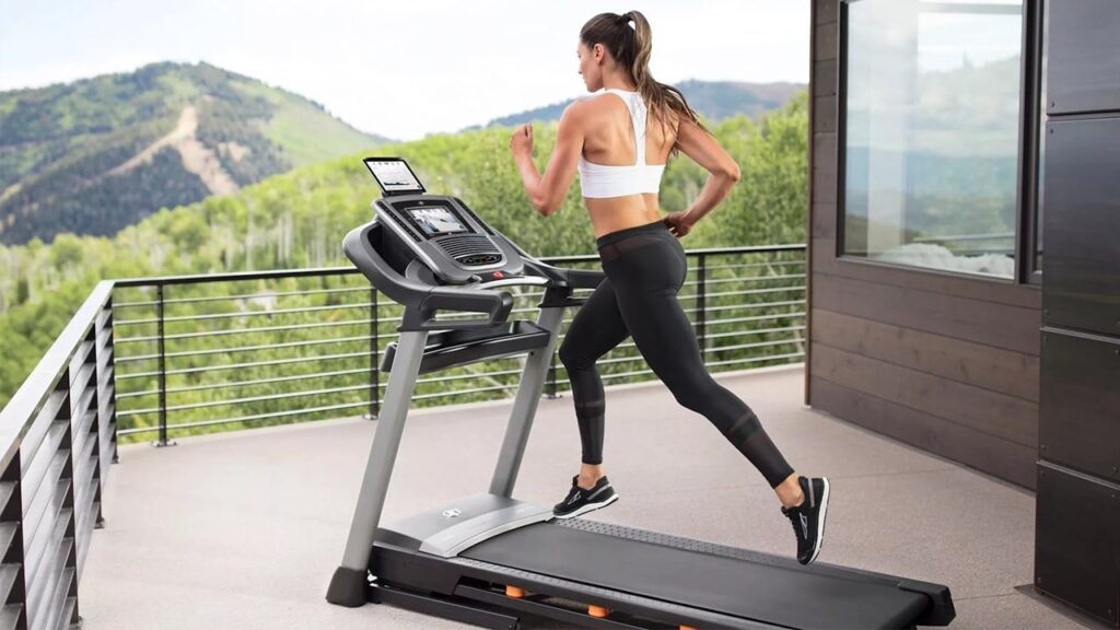 Обзор беговых дорожек Vision Fitness, NordicTrack, Sole, Horizon и Matrix