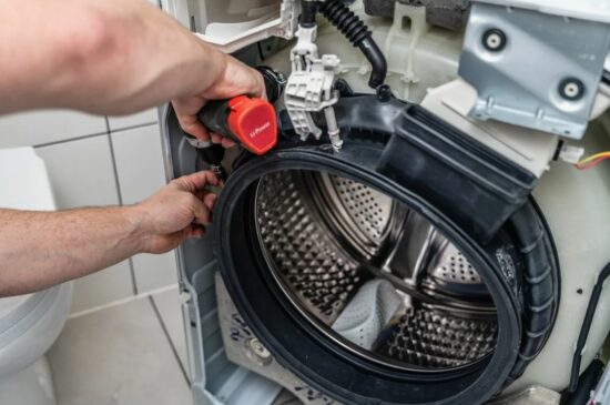 Ремонт Electrolux: профессионалы против соседа-мастера