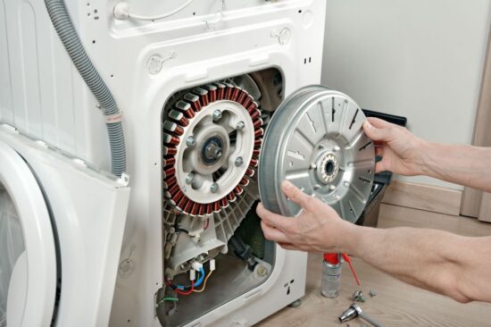 Ремонт Electrolux: профессионалы против соседа-мастера